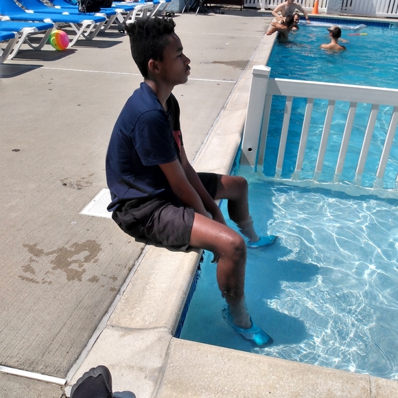 Meet your Posher, Da'neil - Picture 4 of 4